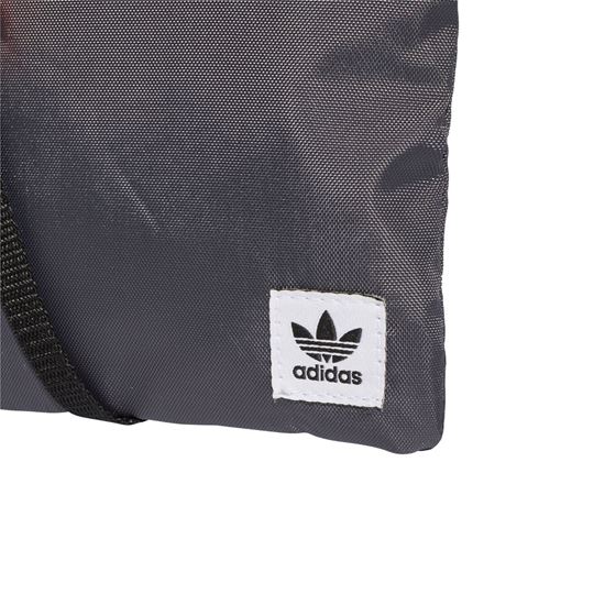 Picture of Simple Pouch M
